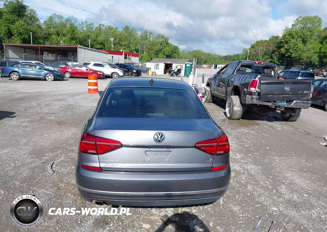2016 Volkswagen Passat 1.8T Se VIN:1VWBT7A34GC029640 - 16