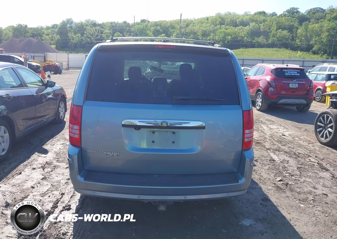 2008 Chrysler Town & Country Limited VIN:2A8HR64X18R661677 - 16