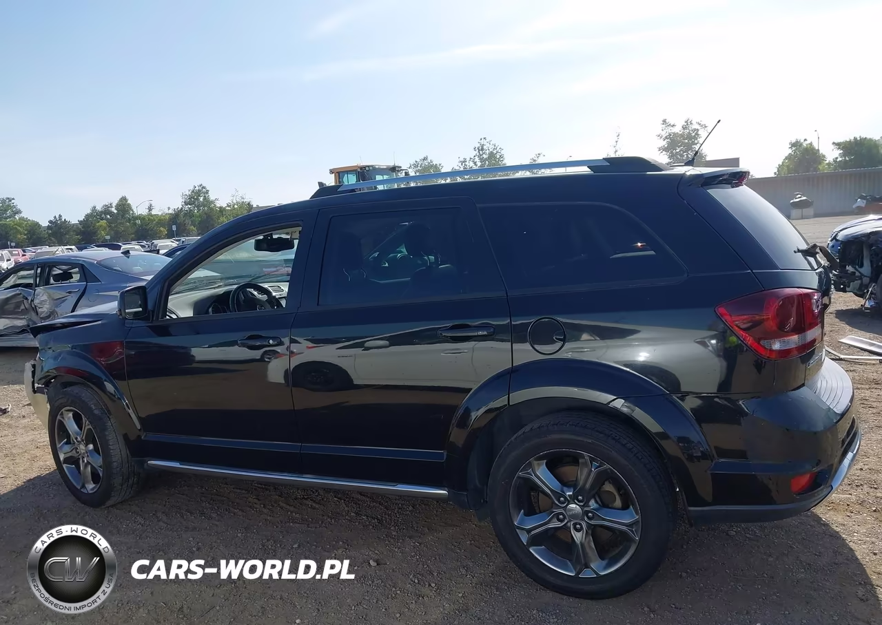 2015 Dodge Journey Crossroad VIN:3C4PDCGB9FT658729 - 15
