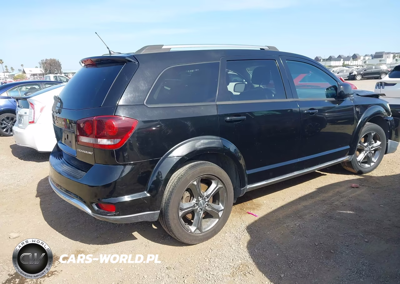 2015 Dodge Journey Crossroad VIN:3C4PDCGB9FT658729 - 4