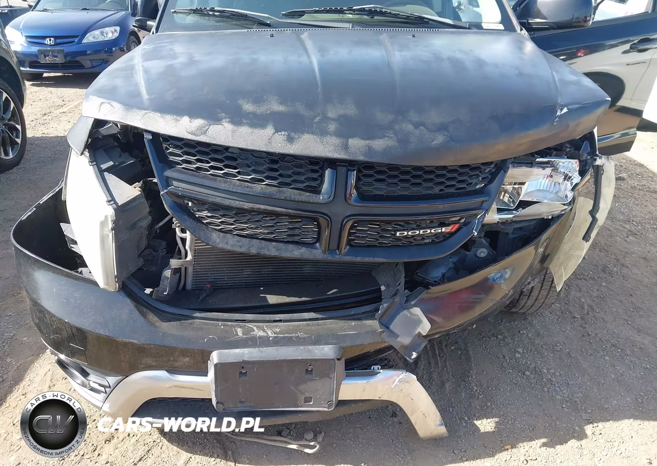 2015 Dodge Journey Crossroad VIN:3C4PDCGB9FT658729 - 6