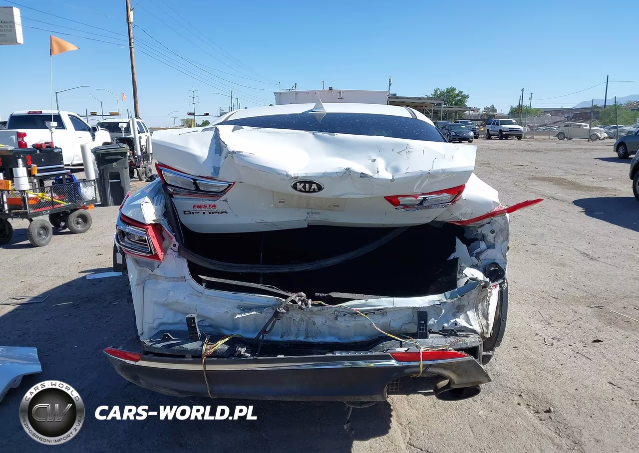 2018 Kia Optima Lx VIN:5XXGT4L39JG274834 - 17