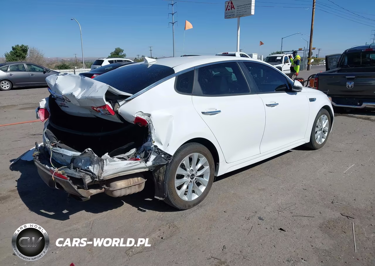 2018 Kia Optima Lx VIN:5XXGT4L39JG274834 - 4