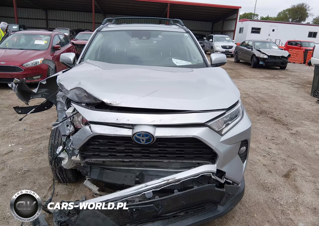2021 Toyota Rav4 Xle VIN:JTMRWRFV3MJ054504 - 13