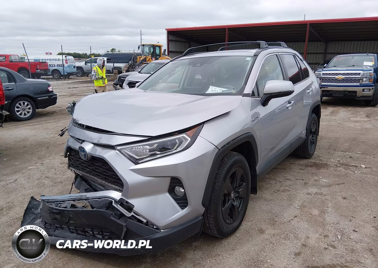 2021 Toyota Rav4 Xle VIN:JTMRWRFV3MJ054504 - 2