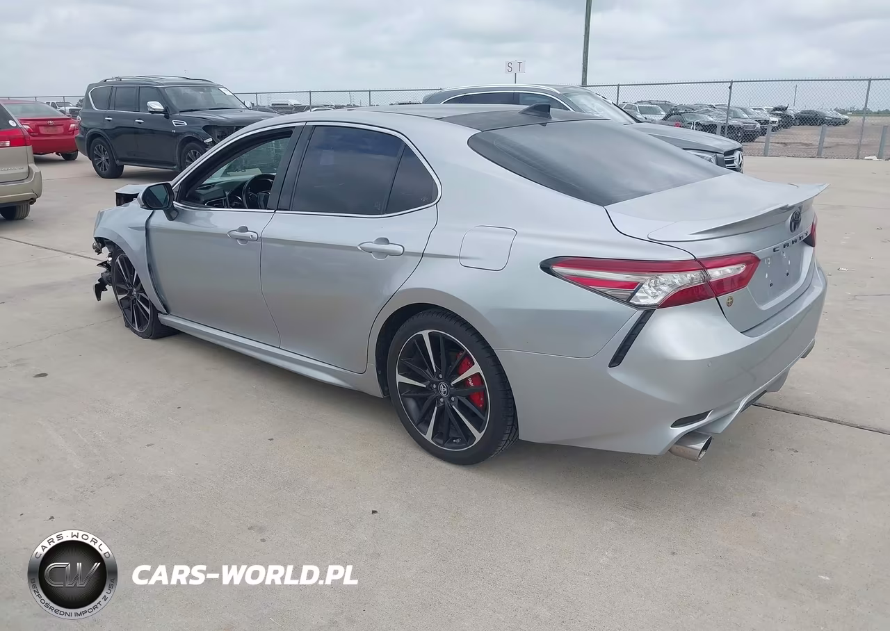 2018 Toyota Camry Xse V6 VIN:4T1BZ1HK6JU018325 - 3