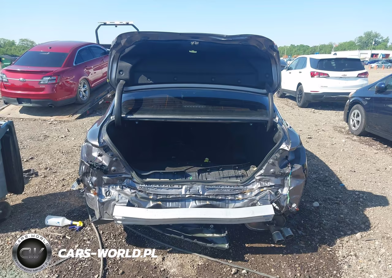 2020 Toyota Camry Se VIN:4T1G11AK3LU944174 - 17