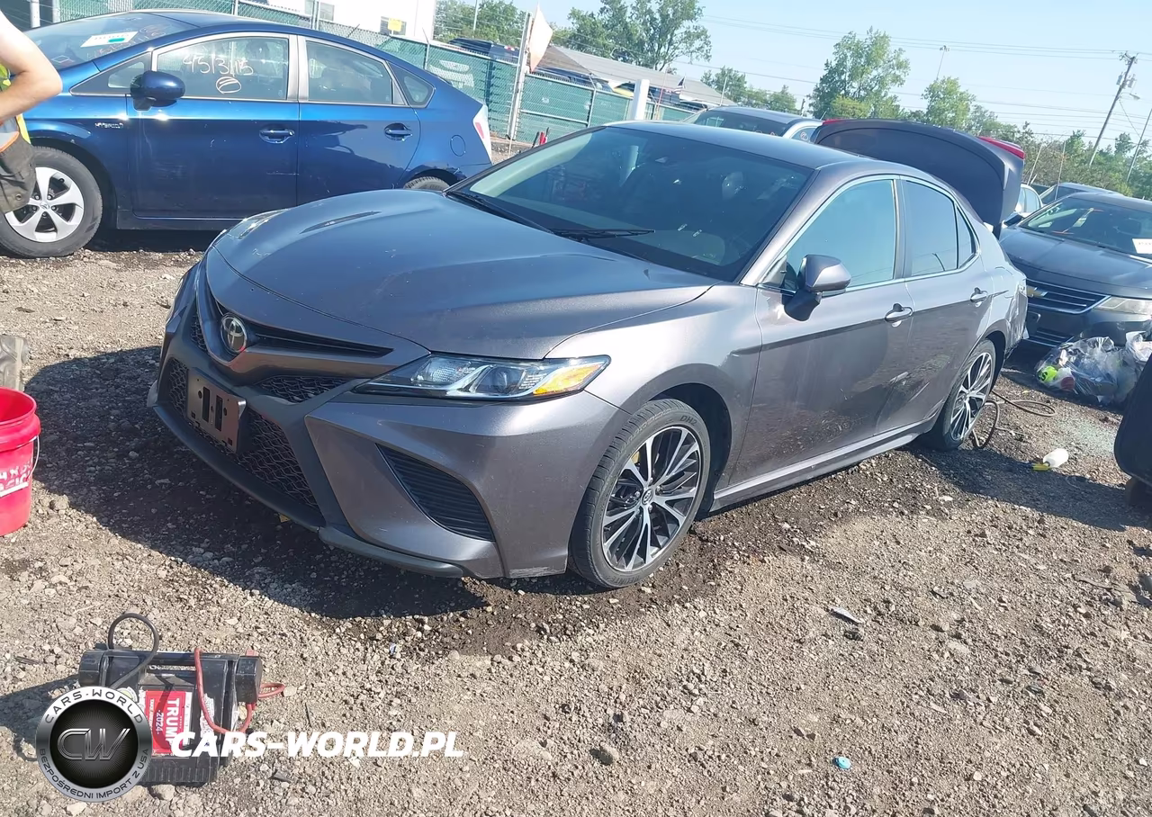 2020 Toyota Camry Se VIN:4T1G11AK3LU944174 - 2