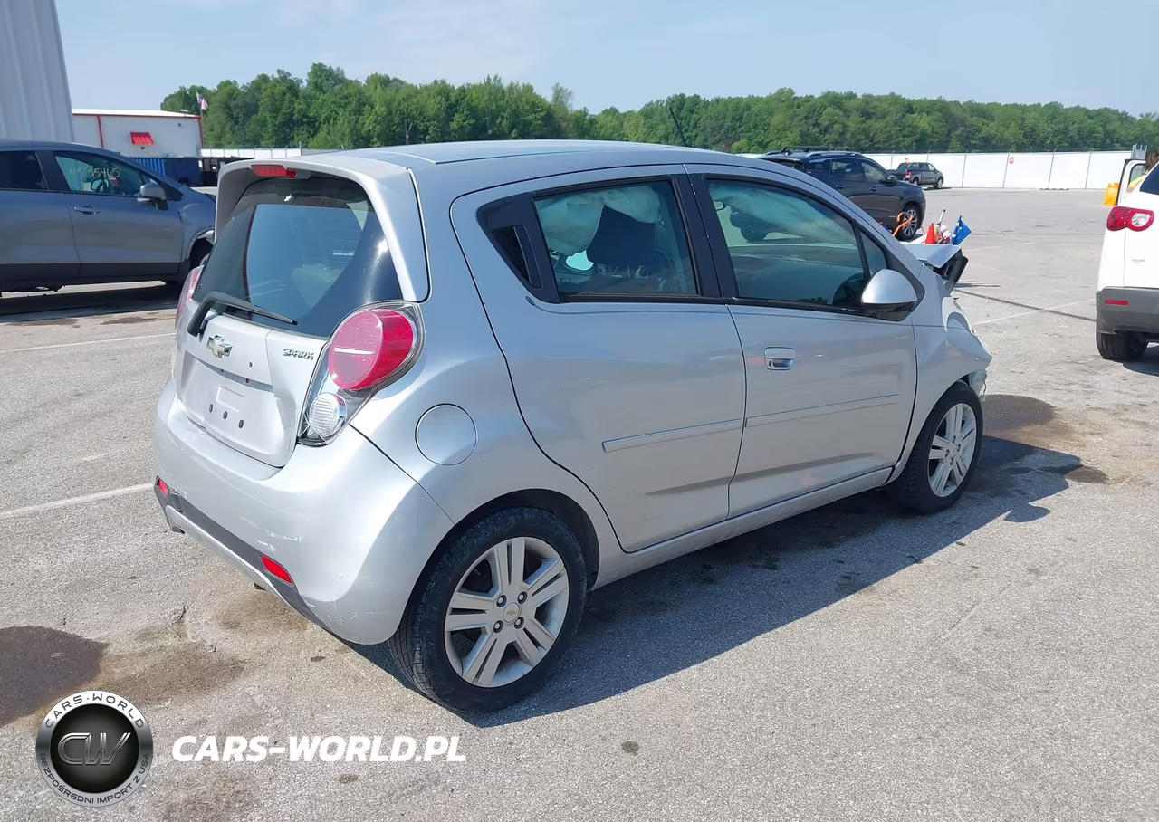 2015 Chevrolet Spark Ls Cvt VIN:KL8CB6S9XFC812850 - 4