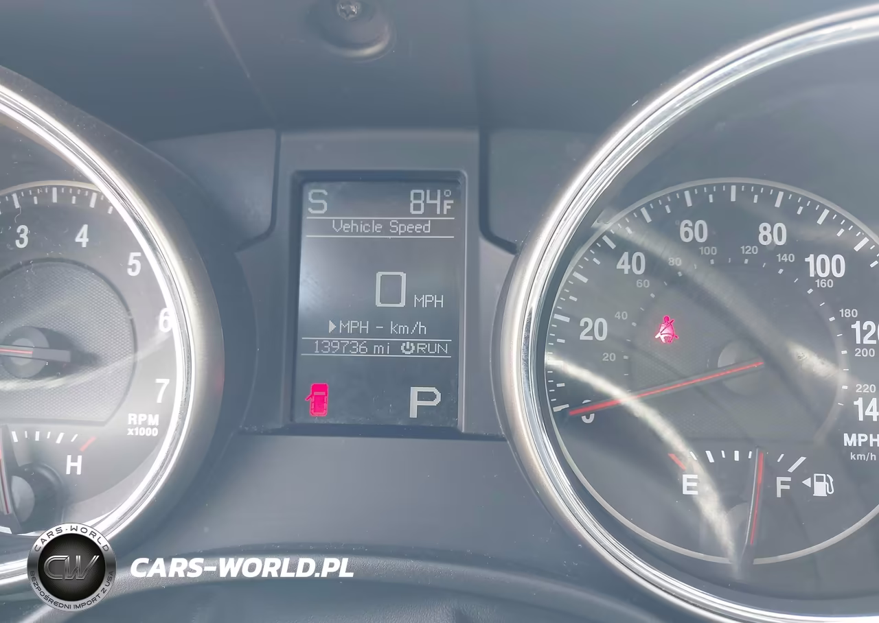 2012 Jeep Grand Cherokee Laredo VIN:1C4RJFAT7CC187160 - 7