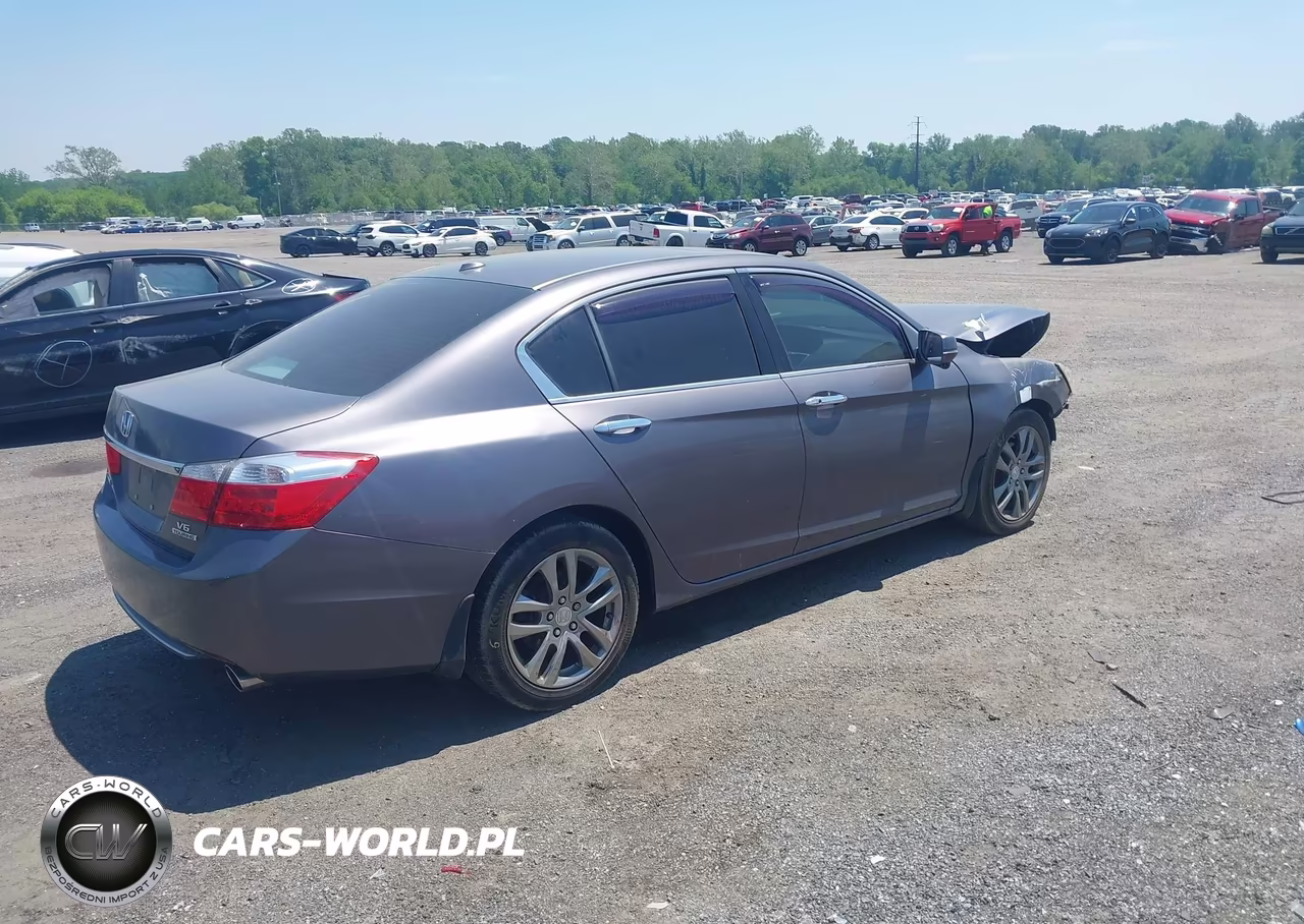 2014 Honda Accord Touring VIN:1HGCR3F98EA033048 - 4