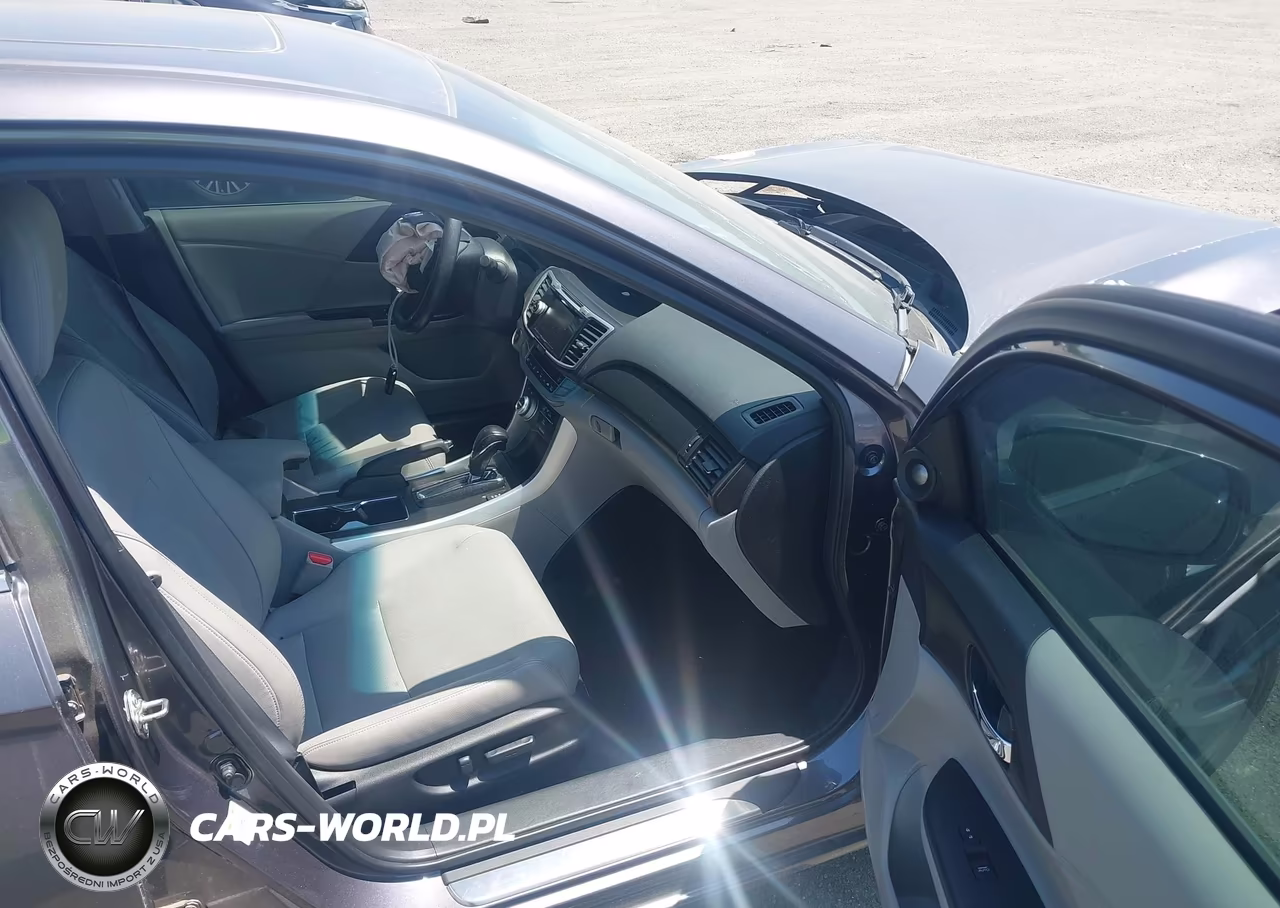 2014 Honda Accord Touring VIN:1HGCR3F98EA033048 - 5