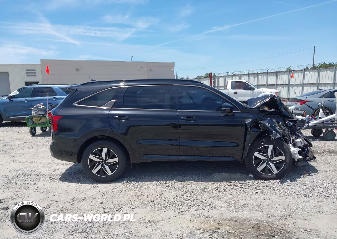 2022 Kia Sorento S VIN:5XYRL4LC7NG124991 - 13