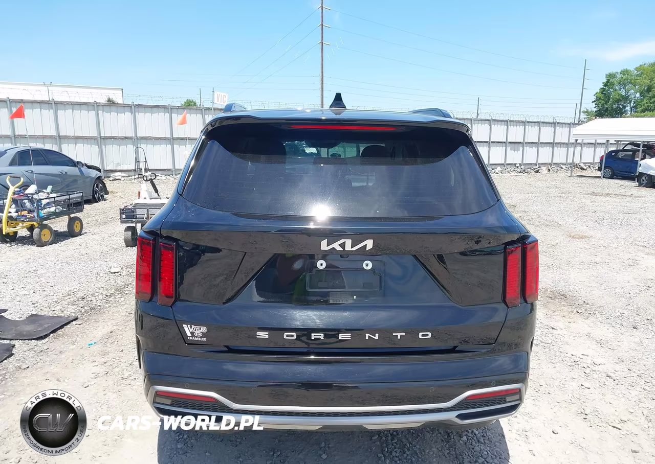 2022 Kia Sorento S VIN:5XYRL4LC7NG124991 - 16