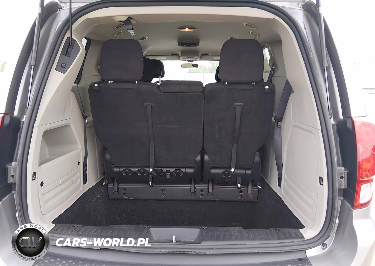 2015 Dodge Grand Caravan Sxt VIN:2C4RDGCG5FR550774 - 16