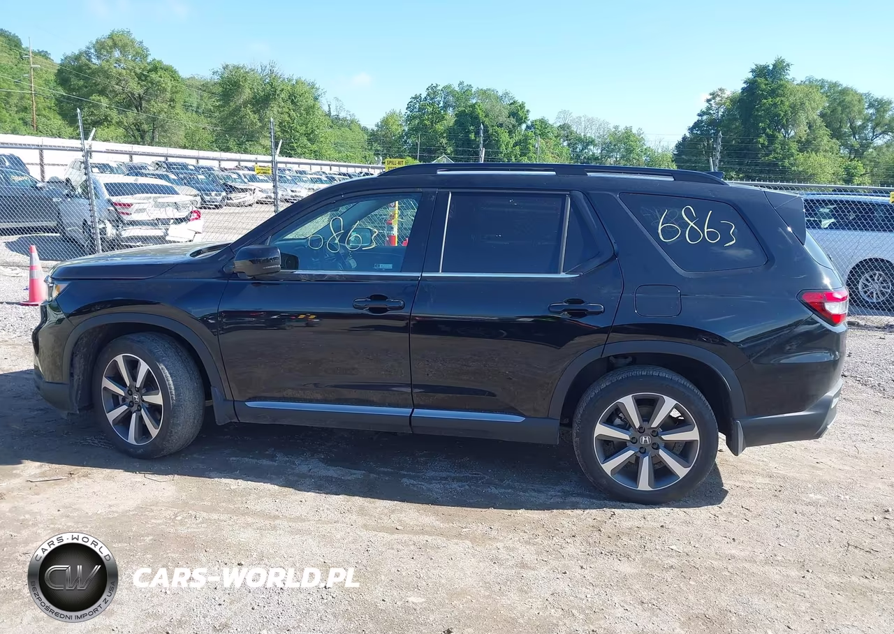 2024 Honda Pilot Touring VIN:5FNYG1H71RB002120 - 15