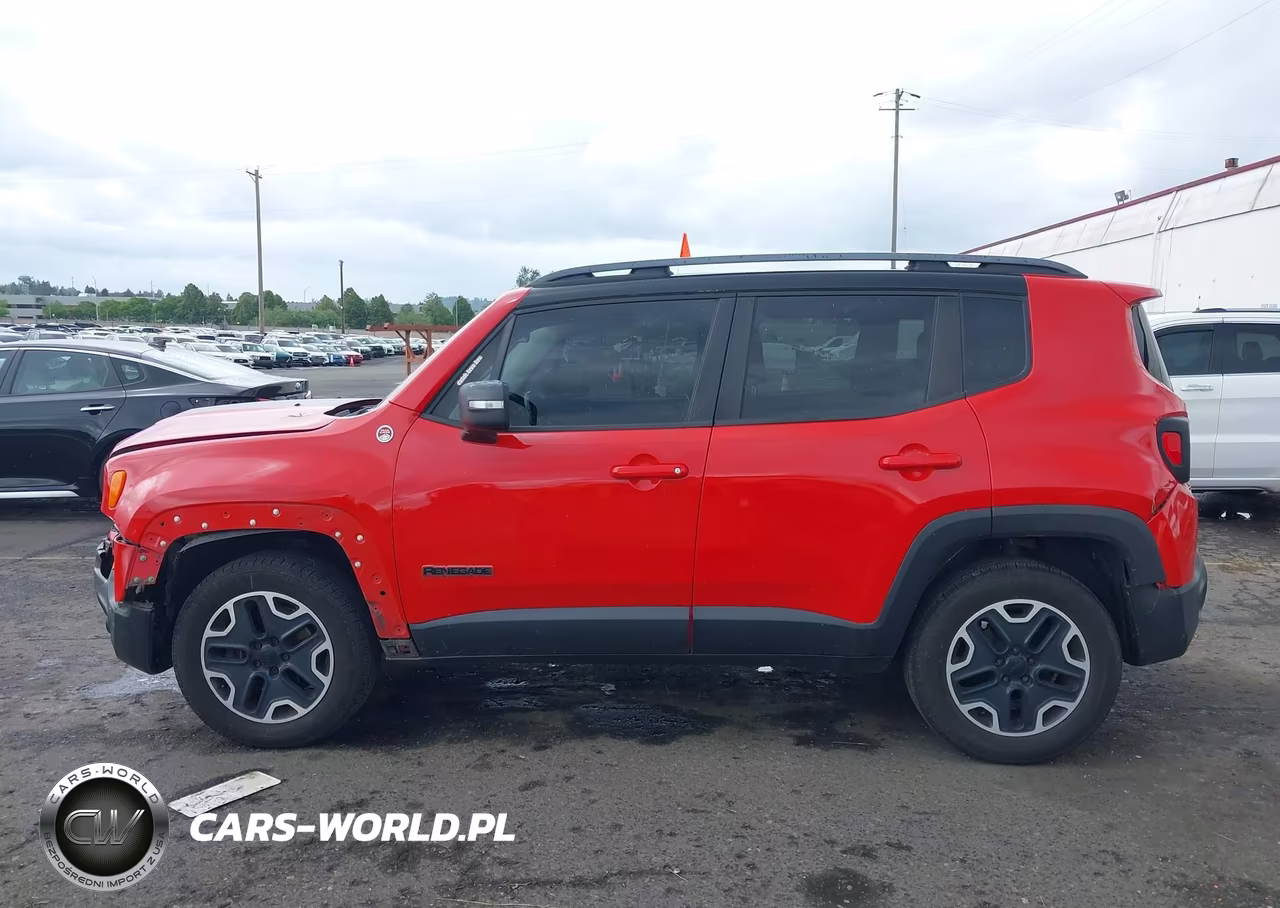 2015 Jeep Renegade Trailhawk VIN:ZACCJBCT5FPB96029 - 14