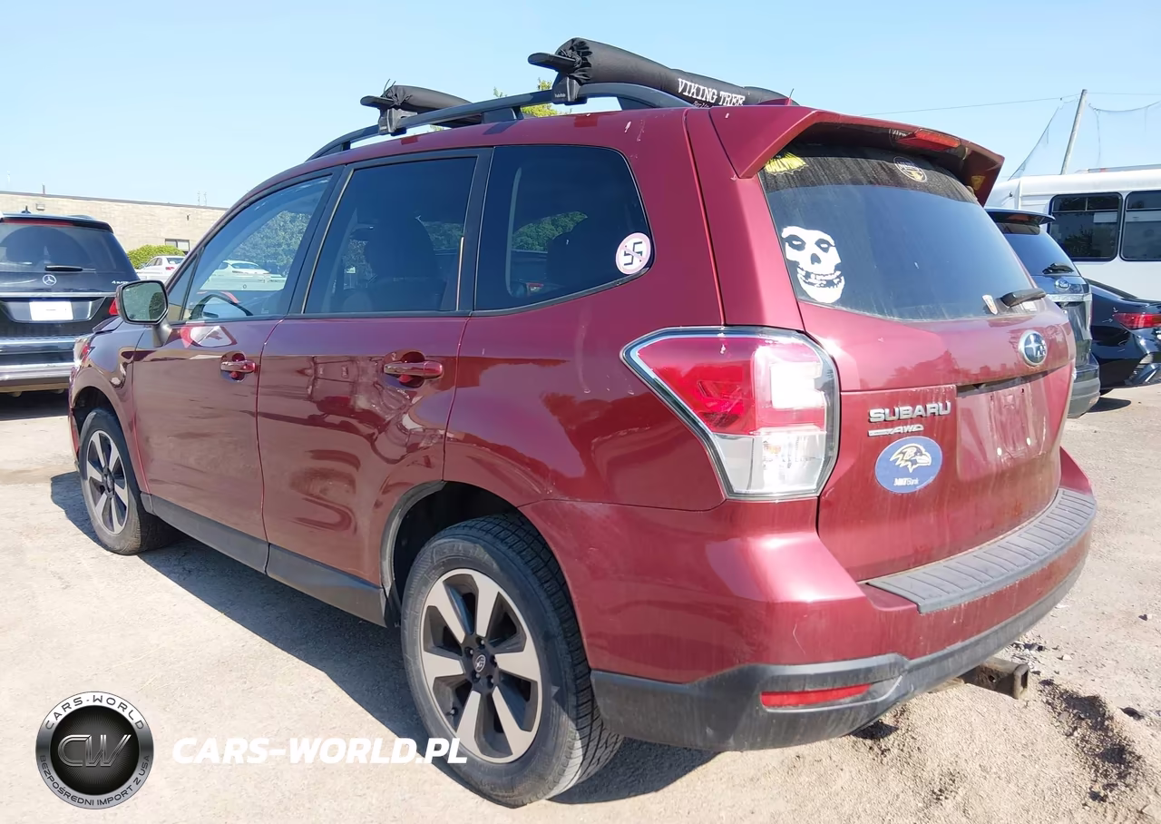 2018 Subaru Forester 2.5I Premium VIN:JF2SJAEC9JH533466 - 3