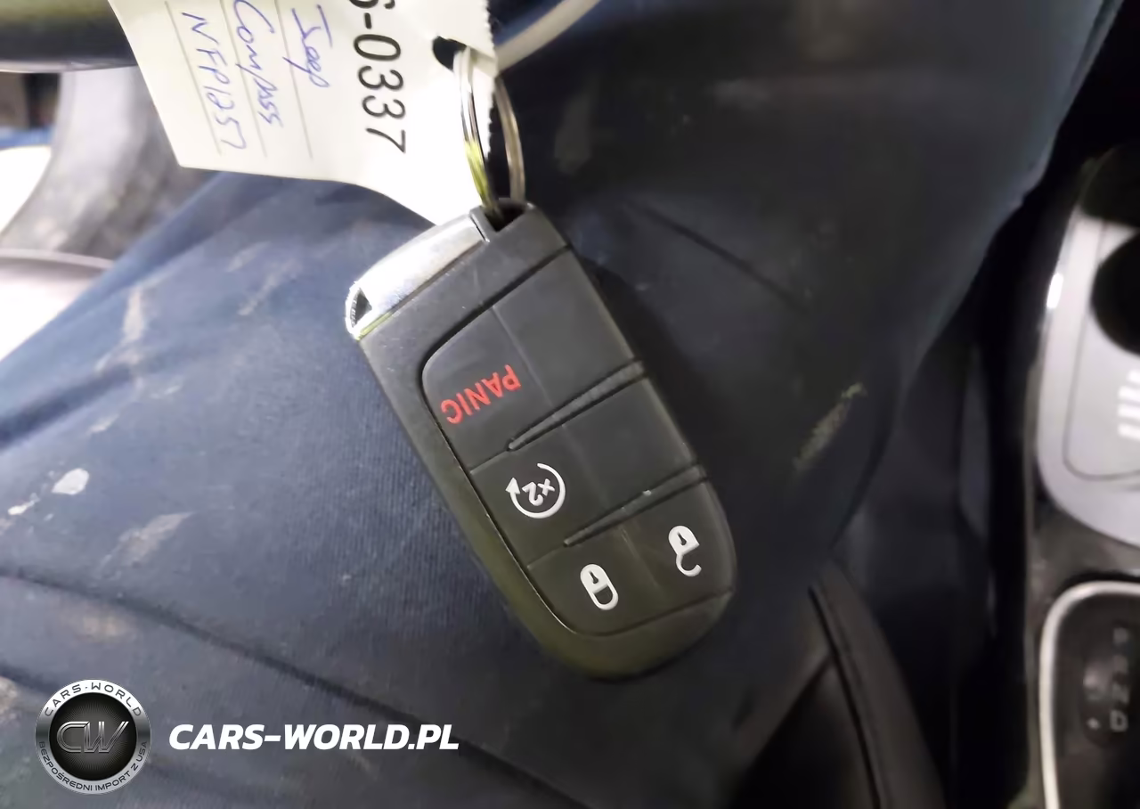 2018 Jeep Compass Limited 4X4 VIN:3C4NJDCB9JT117085 - 11