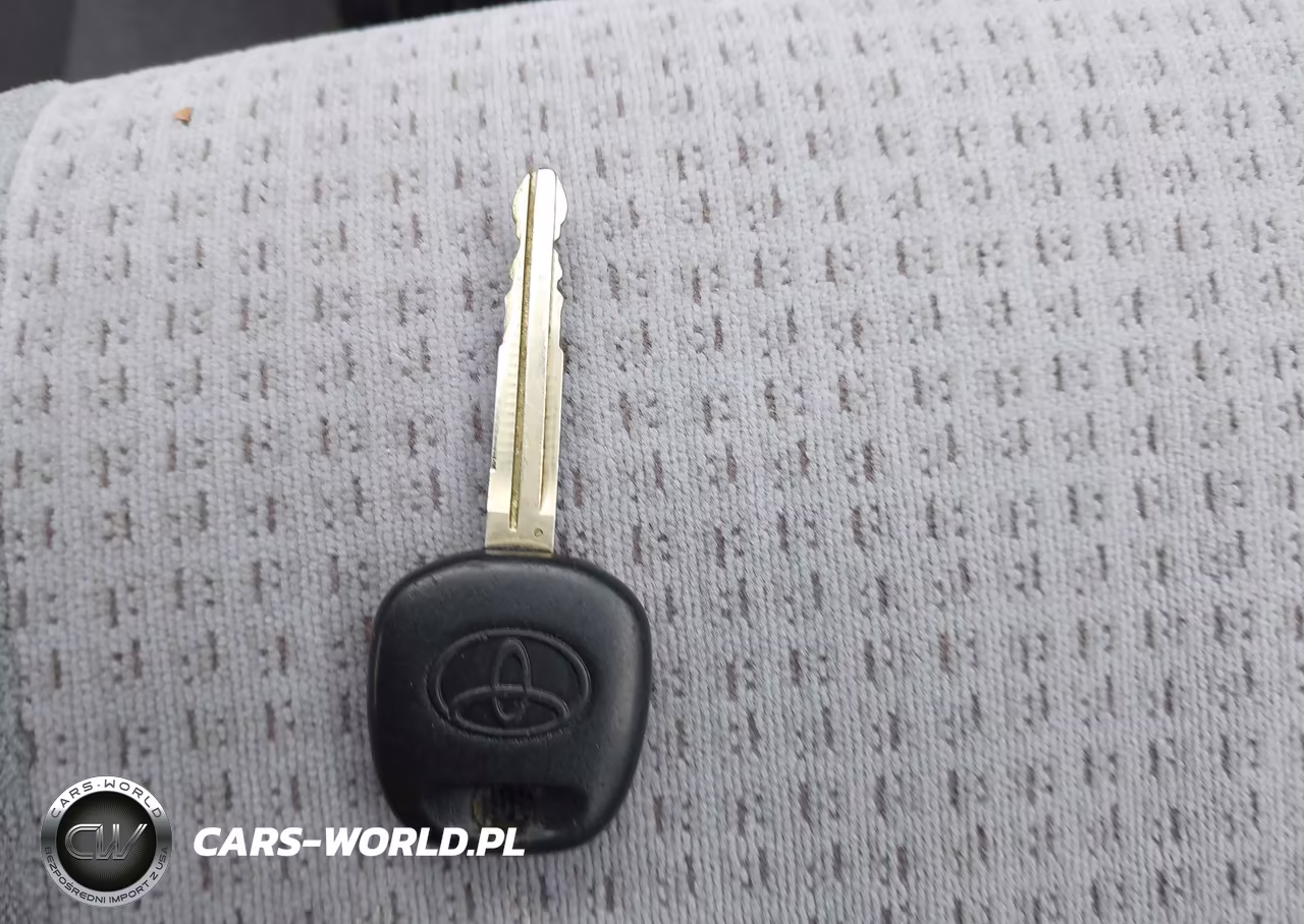 2008 Toyota Corolla Ce VIN:1NXBR32E98Z001947 - 11