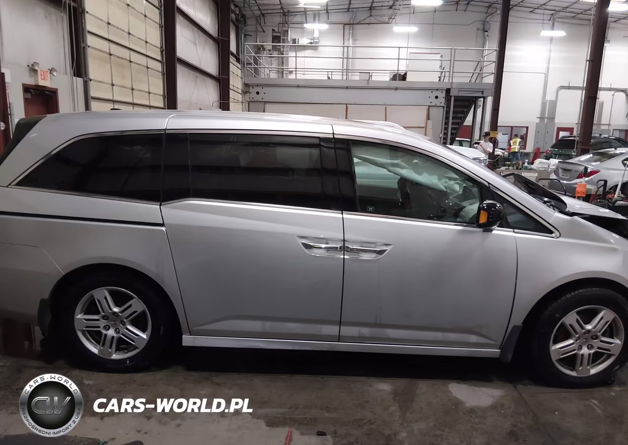 2012 Honda Odyssey Touring-Touring Elite VIN:5FNRL5H91CB103156 - 13