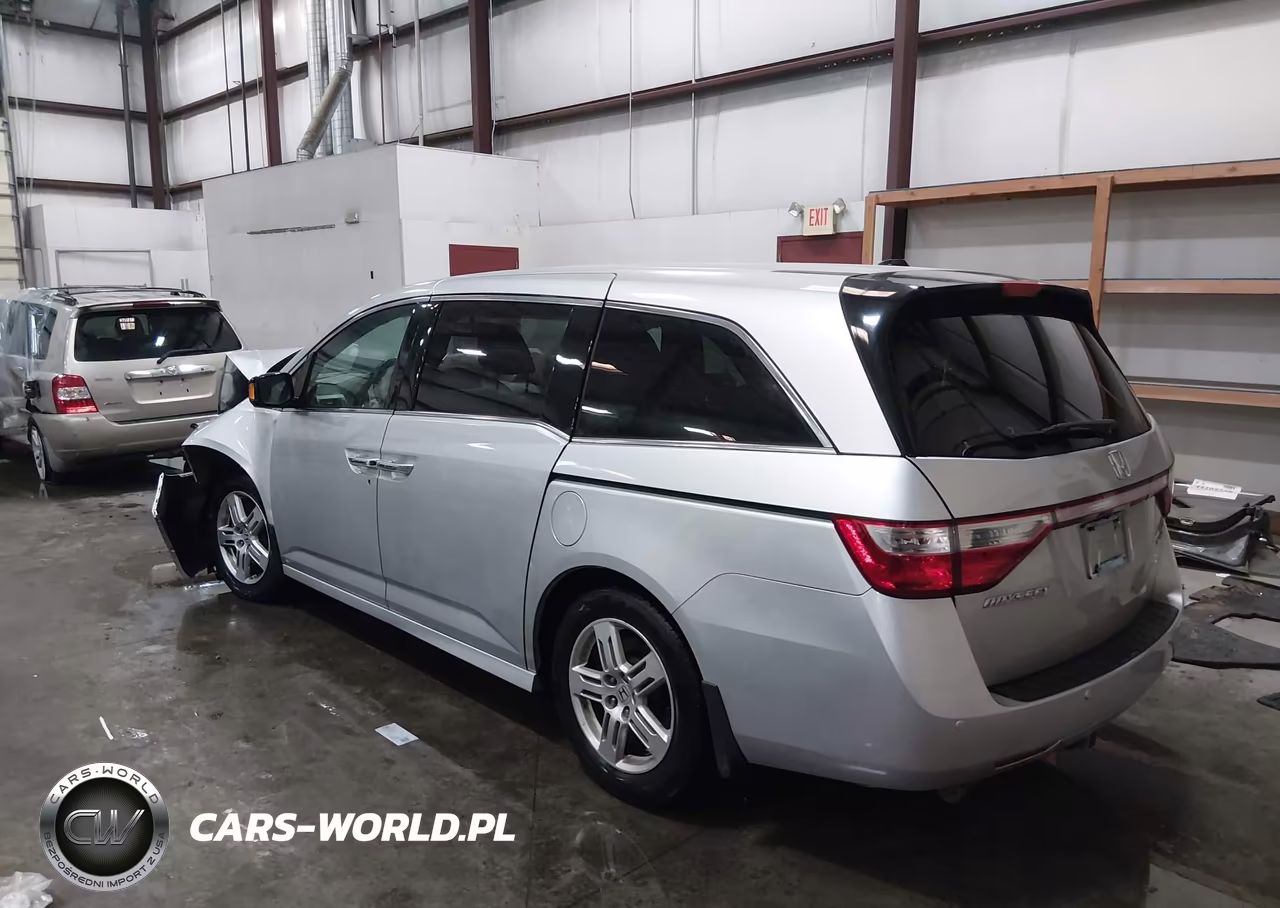 2012 Honda Odyssey Touring-Touring Elite VIN:5FNRL5H91CB103156 - 3