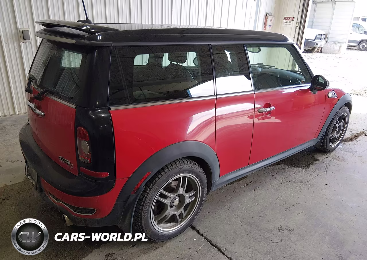 2009 Mini Cooper S Clubman VIN:WMWMM33519TP92523 - 4