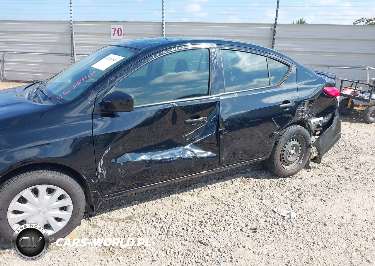 2017 Nissan Versa 1.6 S+ VIN:3N1CN7AP3HL819086 - 6