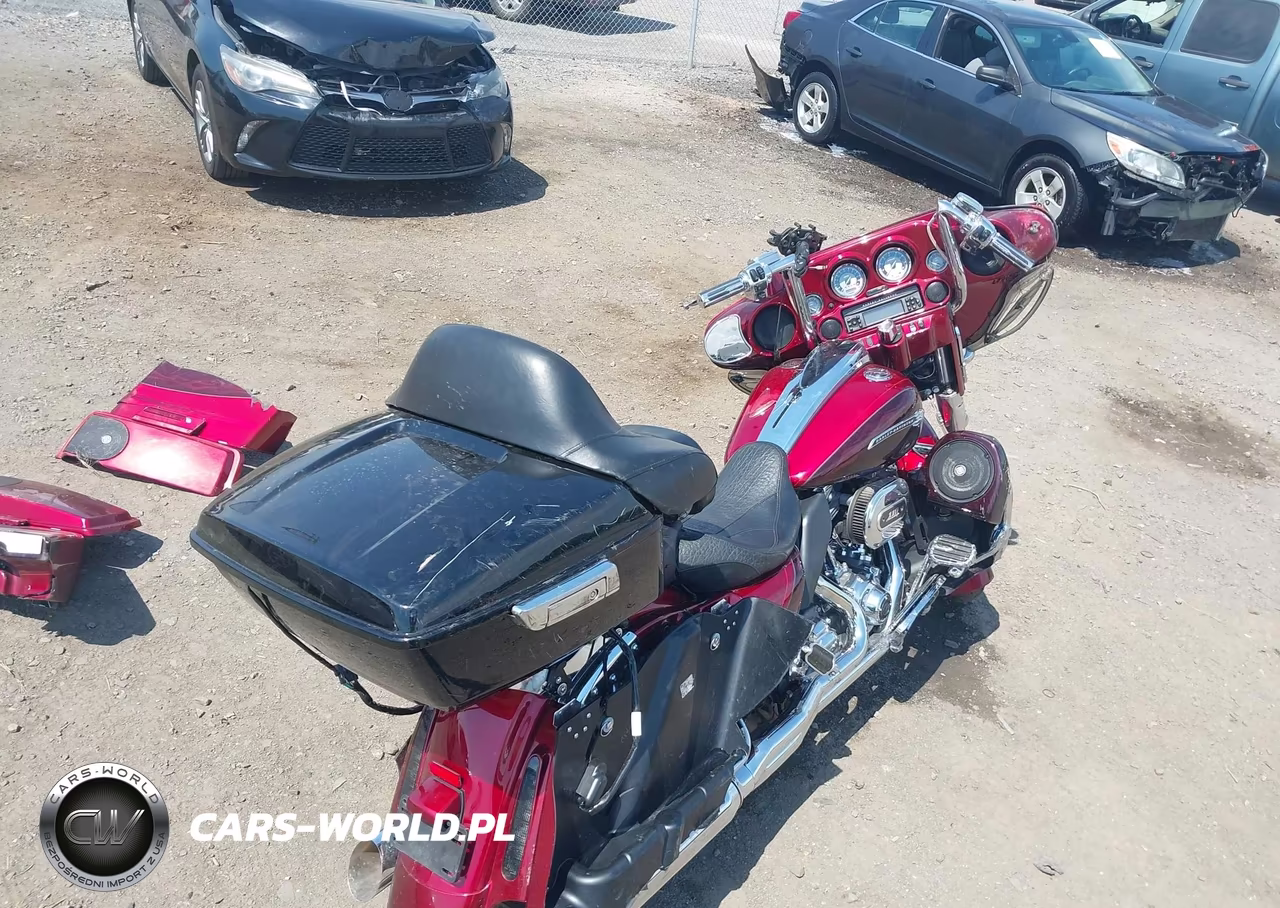 2012 Harley-Davidson Flhxse3 Cvo Street Glide VIN:1HD1PZ816CB957788 - 15