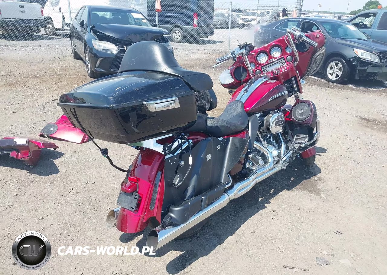 2012 Harley-Davidson Flhxse3 Cvo Street Glide VIN:1HD1PZ816CB957788 - 4