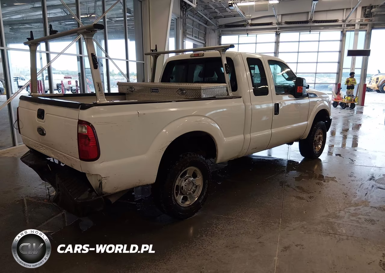 2012 Ford F-250 Xl VIN:1FT7X2B61CEC42794 - 4