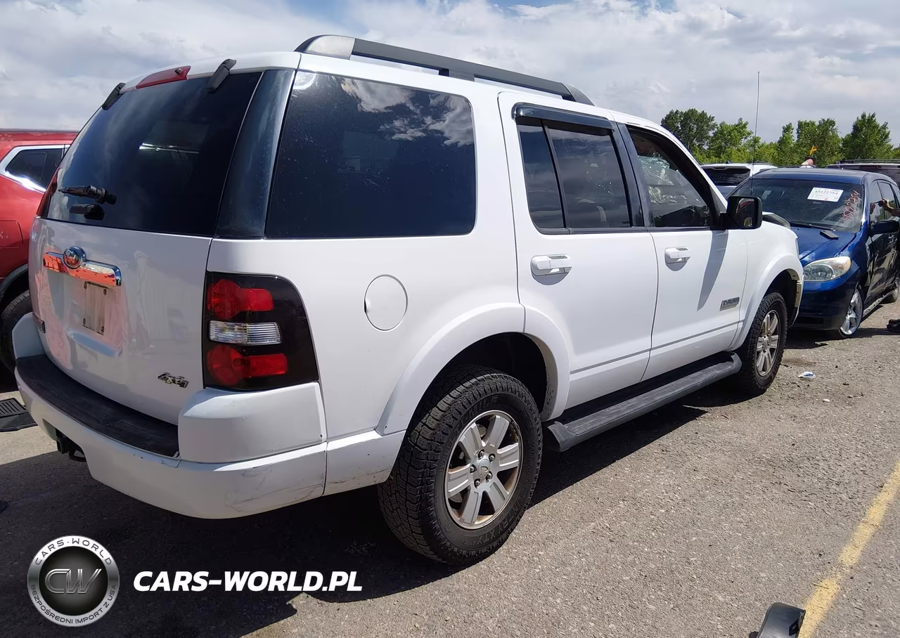 2008 Ford Explorer Xlt VIN:1FMEU73E38UB28663 - 4