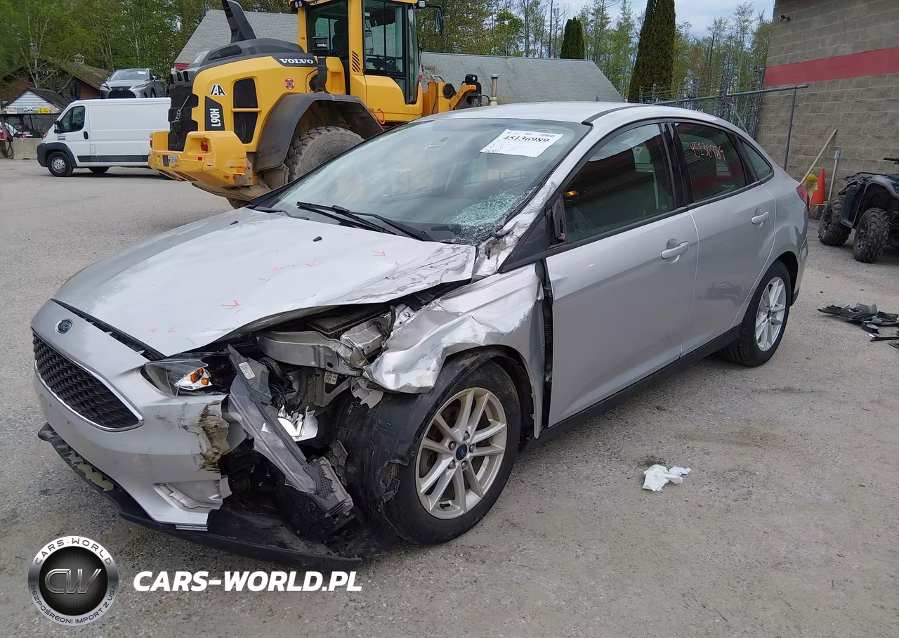 2017 Ford Focus Se VIN:1FADP3F2XHL330445 - 6
