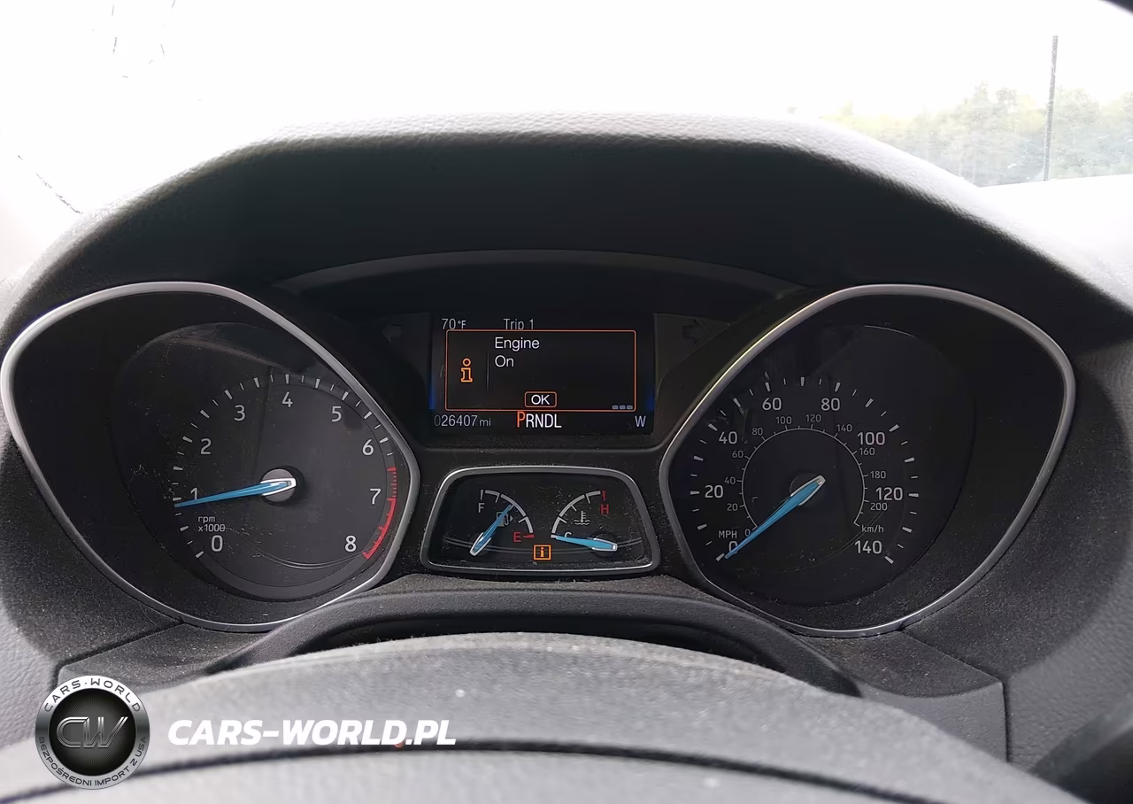 2017 Ford Focus Se VIN:1FADP3F2XHL330445 - 7