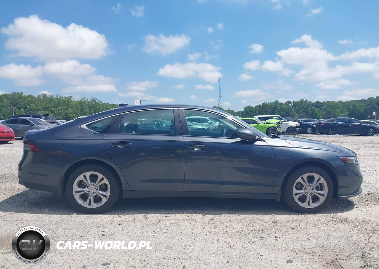 2025 Honda Accord Lx VIN:1HGCY1F28SA004901 - 13