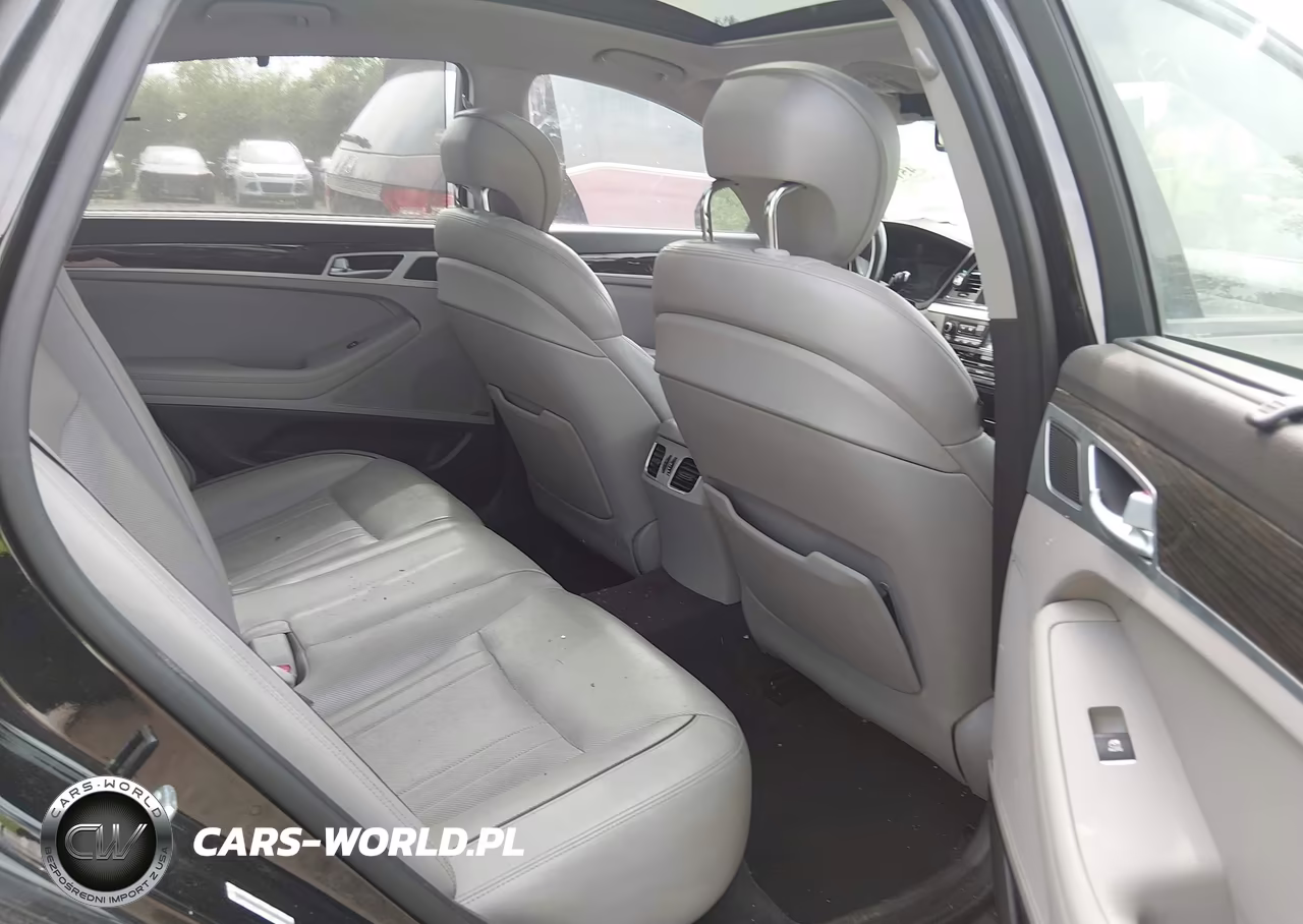 2015 Hyundai Genesis 3.8 VIN:KMHGN4JE0FU032848 - 8