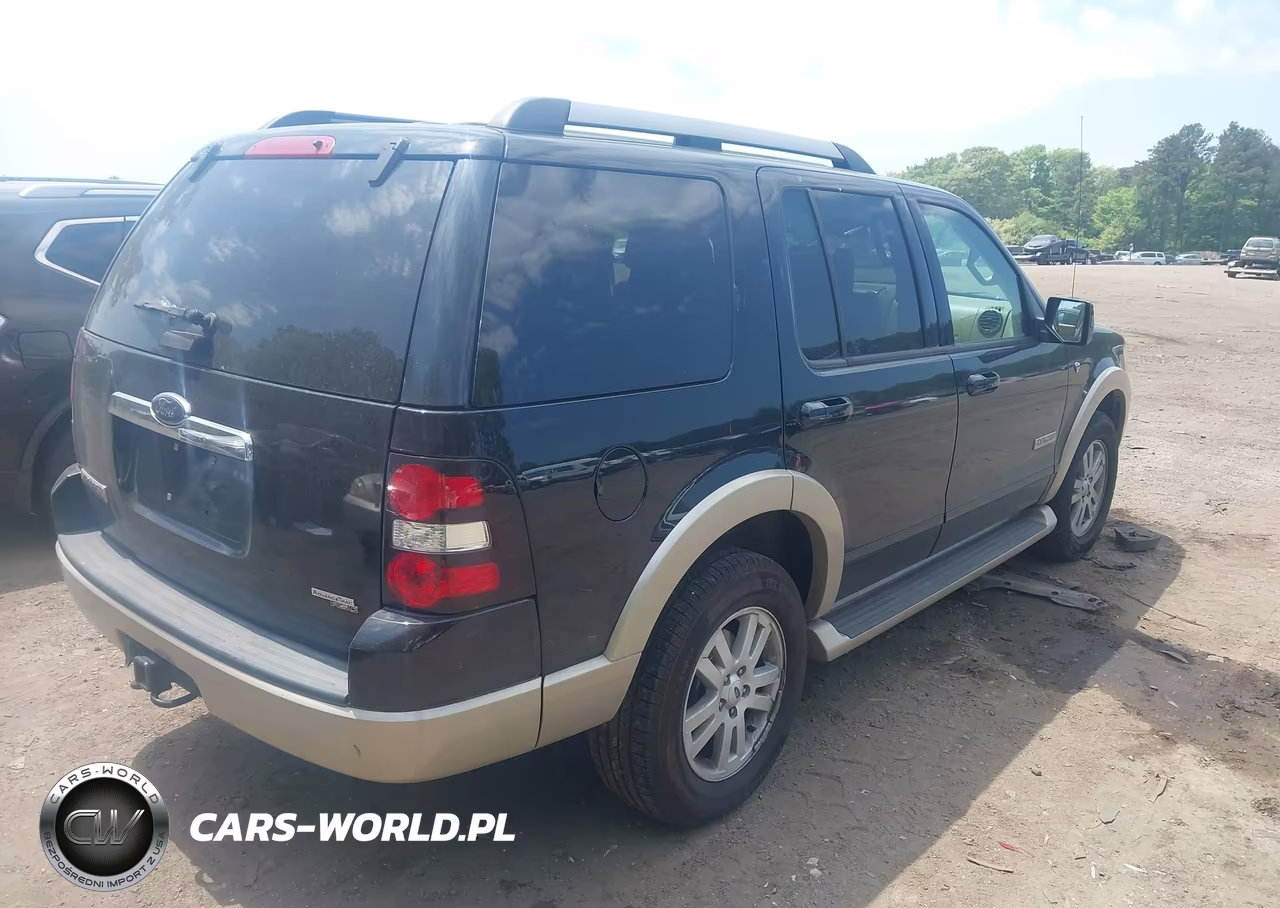 2007 Ford Explorer Eddie Bauer VIN:1FMEU74897UA74132 - 4
