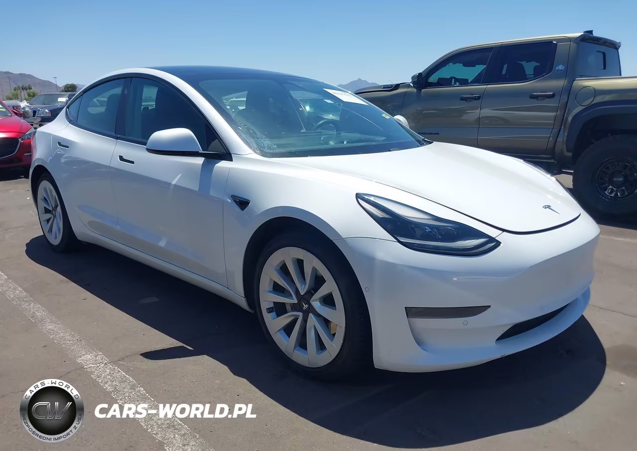 2021 Tesla Model 3 Standard Range Plus Rear-Wheel Drive – zdjęcie 1 z 18