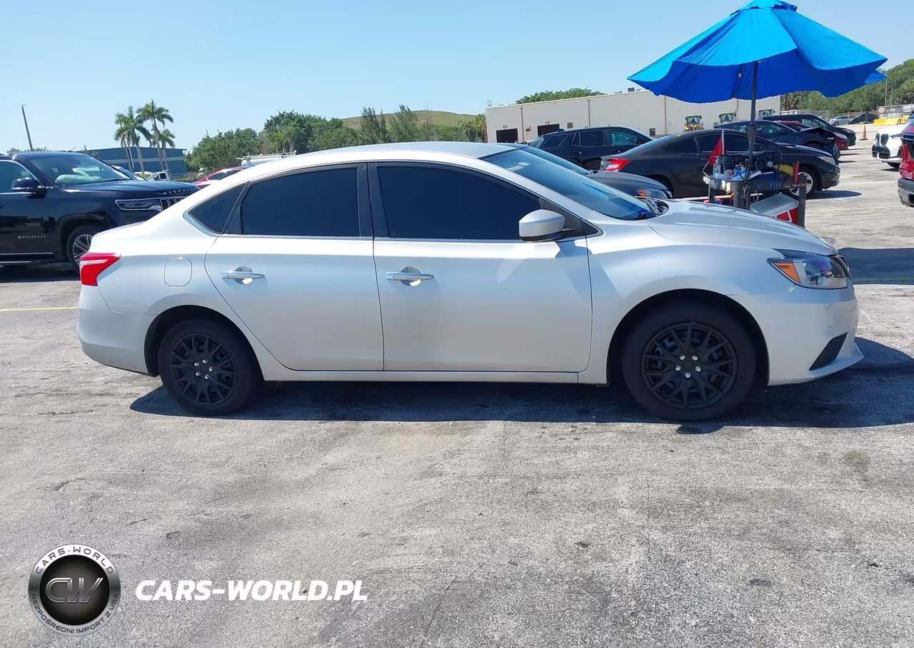 2019 Nissan Sentra S VIN:3N1AB7AP1KY226241 - 13