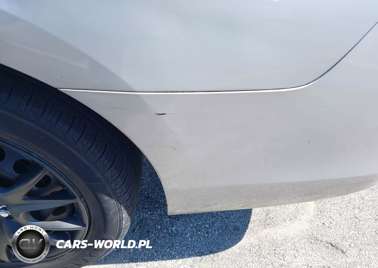 2019 Nissan Sentra S VIN:3N1AB7AP1KY226241 - 18