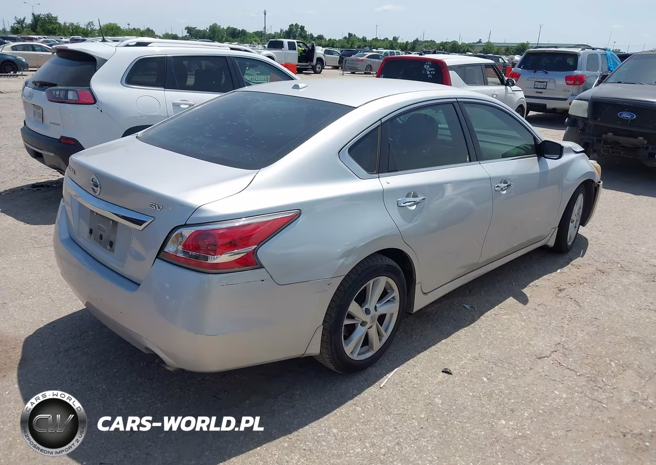 2015 Nissan Altima 2.5 Sv VIN:1N4AL3AP3FC158371 - 4