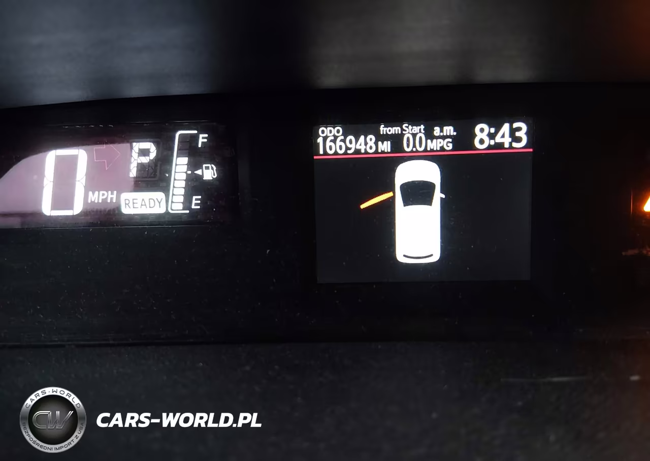 2015 Toyota Prius C Three VIN:JTDKDTB3XF1581080 - 15