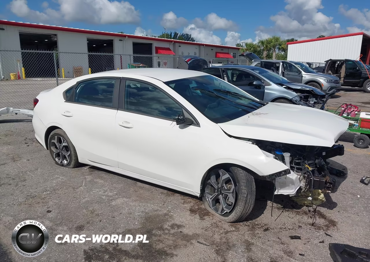 2020 Kia Forte Lxs – zdjęcie 1 z 17