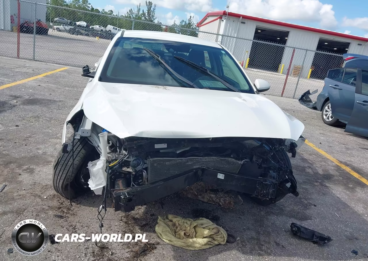2020 Kia Forte Lxs VIN:3KPF24AD6LE164779 - 13