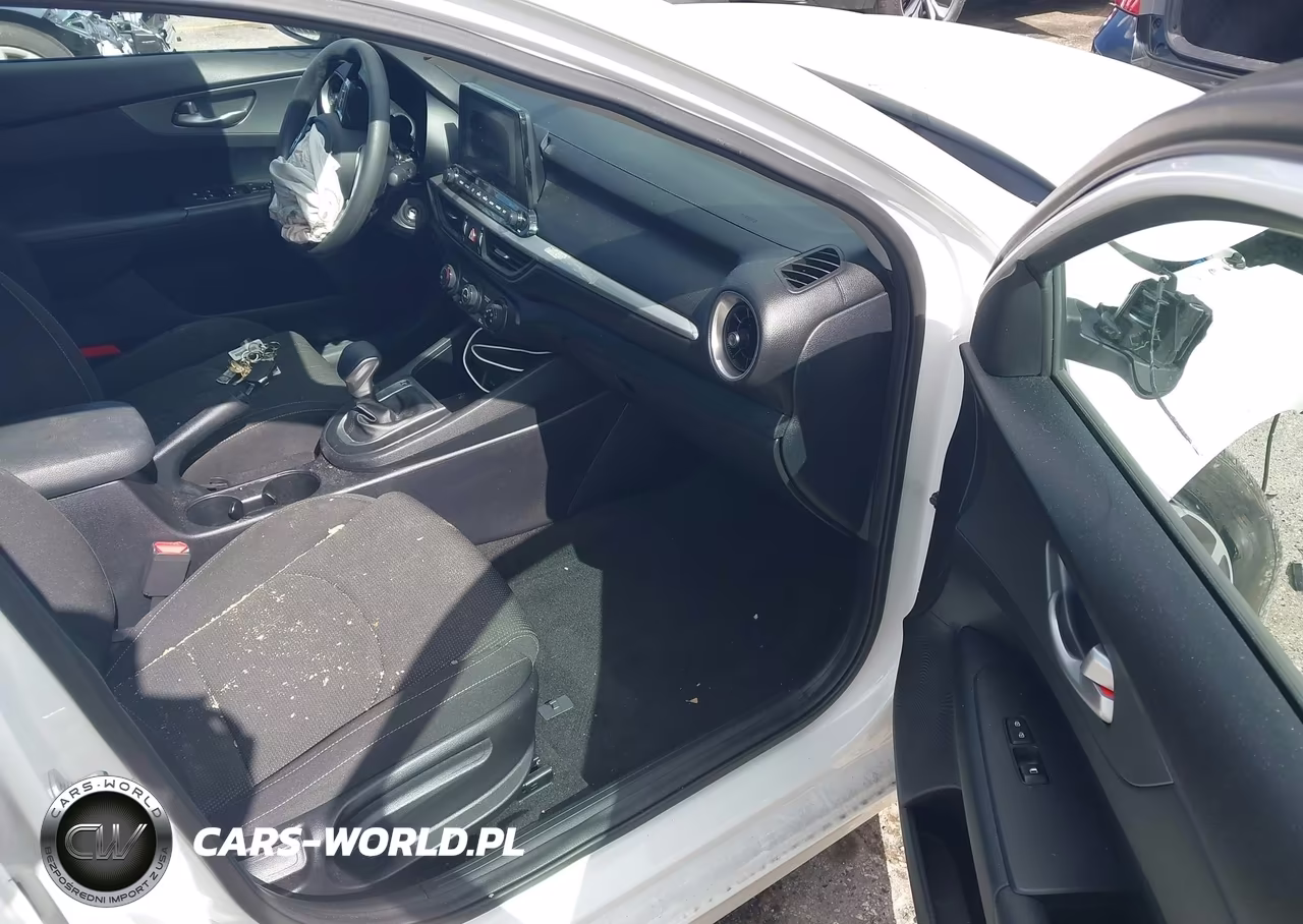 2020 Kia Forte Lxs VIN:3KPF24AD6LE164779 - 5