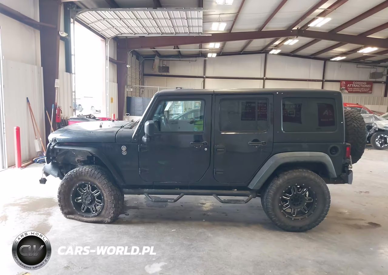 2016 Jeep Wrangler Unlimited Sport VIN:1C4BJWDG3GL220872 - 14