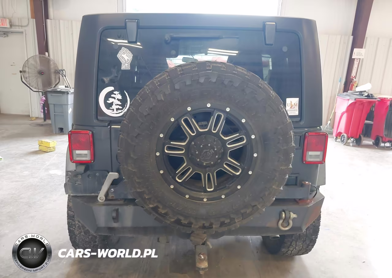 2016 Jeep Wrangler Unlimited Sport VIN:1C4BJWDG3GL220872 - 16