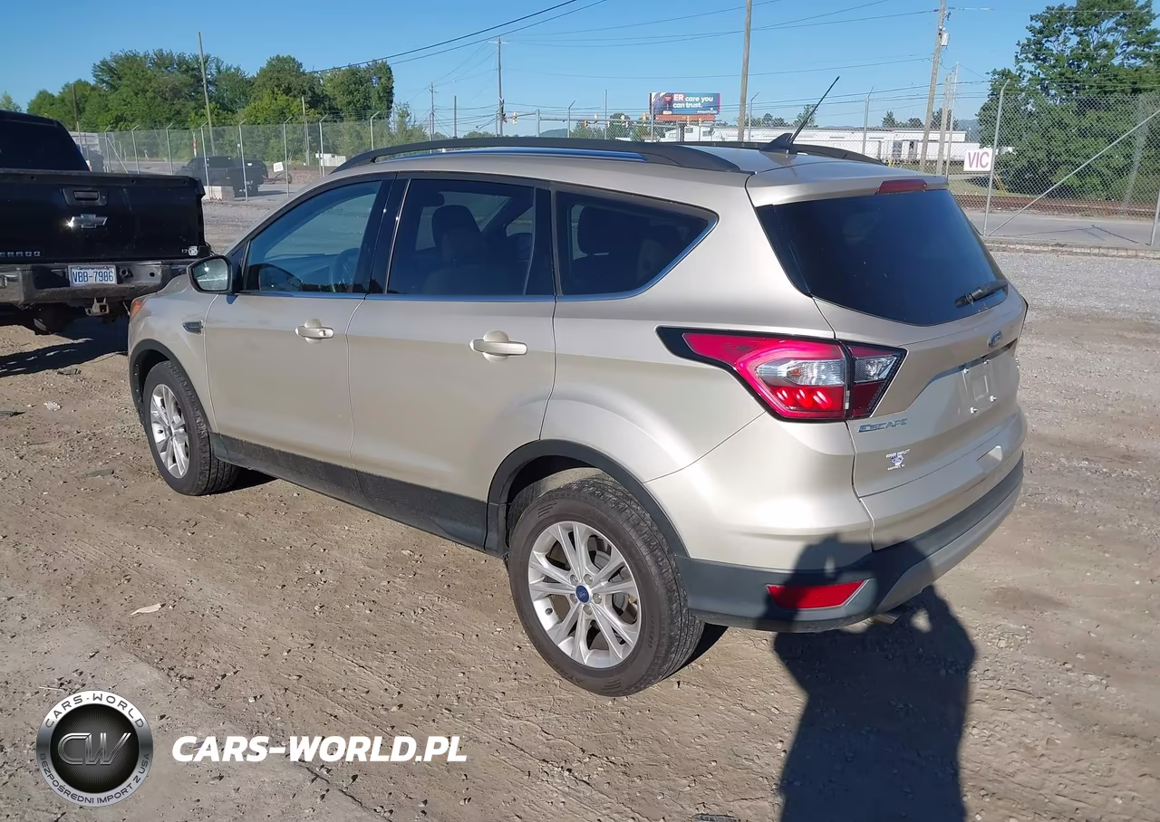 2018 Ford Escape Se VIN:1FMCU0GD3JUC73305 - 3