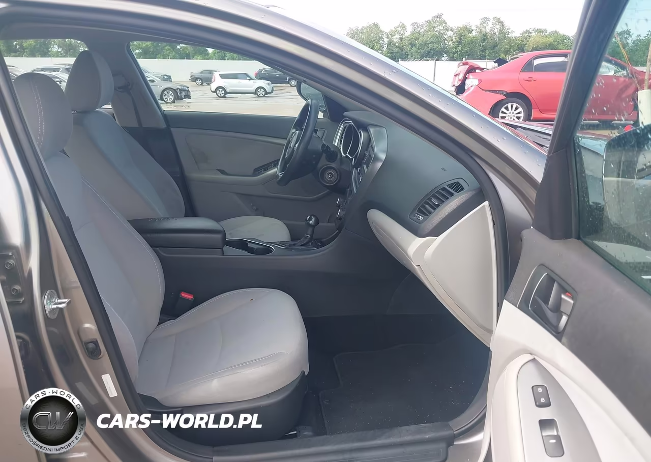 2015 Kia Optima Lx VIN:5XXGM4A75FG502936 - 5