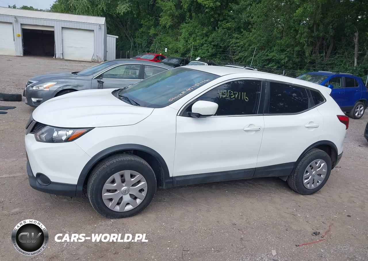 2018 Nissan Rogue Sport S VIN:JN1BJ1CP9JW155121 - 14